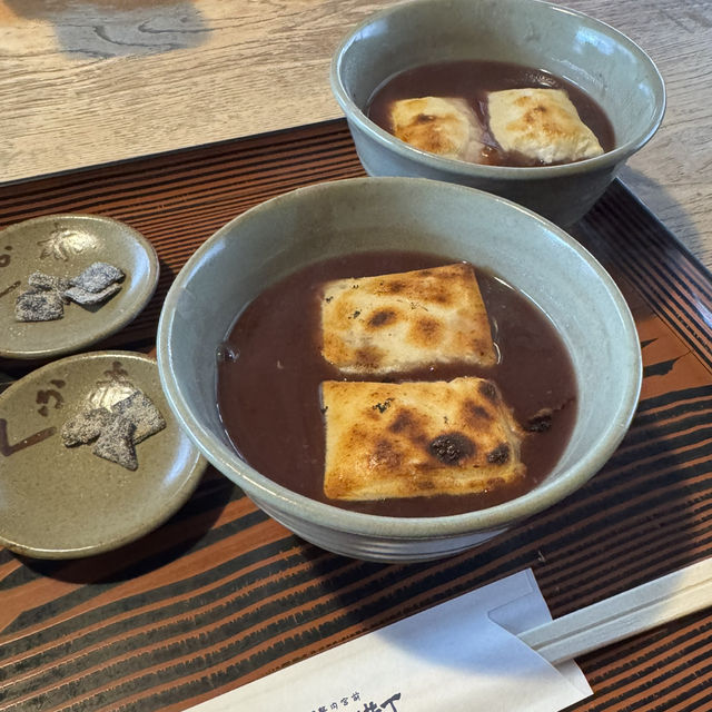 おかげ横丁に来たら外せない！赤福のぜんざい🥺💖💖