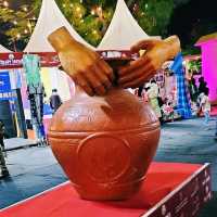 インドの手工芸品と伝統料理を堪能できるマーケット🛍✨