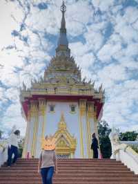 วัดพระพุทธบาทภูควายเงิน ไหว้รอยพระพุทธบาท