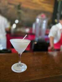 해외여행 헤밍웨이도 다녀간 쿠바 올드하바나의 인기 바 El Floridita Bar