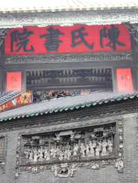 Awe-Inspiring Chen Clan Ancestral Hall: Where Guangzhou’s Artistry Comes Alive