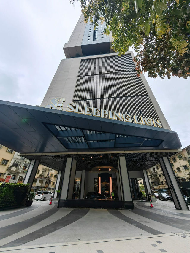 “Sleeping Lion Suites Kuala Lumpur — Urban Sophistication in the Heart of Bukit Bintang”