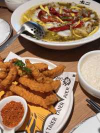 Tai Er Suancaiyu: China’s Iconic Acidic Fish Craze in Guangzhou