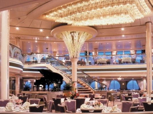 Rhapsody of the Seas 🎶: A Solo Traveller’s Harmonious Escape!