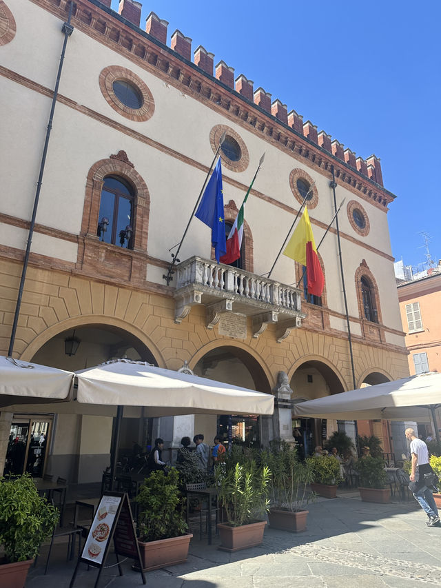 遊意大利拉文娜小鎮🇮🇹欣賞中世紀古建築🏛️