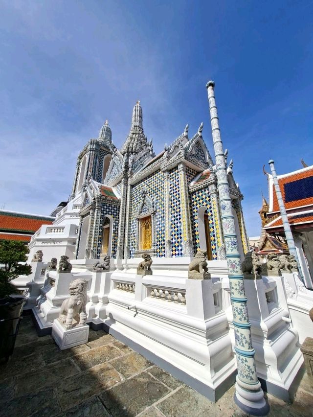 ความงามของวัดพระศรีรัตนศาสดาราม✨️