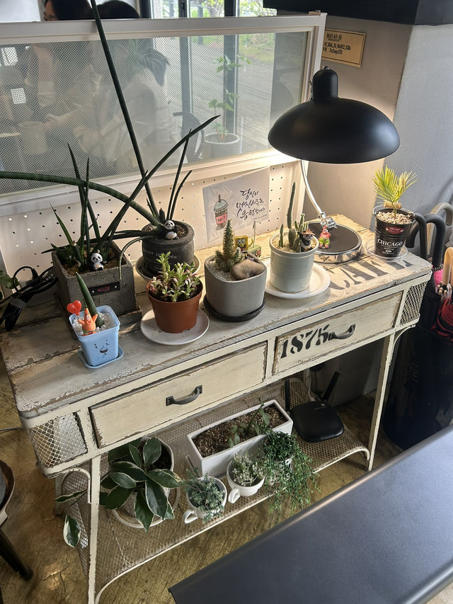 조용하게 쉬어가기 좋은 곳, 카페 메이🤍☕️