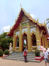 สักการะพระธาตุพนม จังหวัดนครพนม