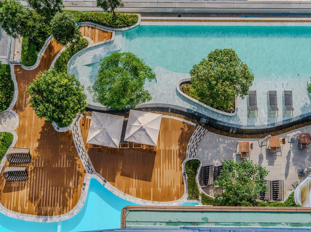 ที่พักติดทะเลศรีราชา ที่วิวดีเห็นวิวทะเลชัดๆ