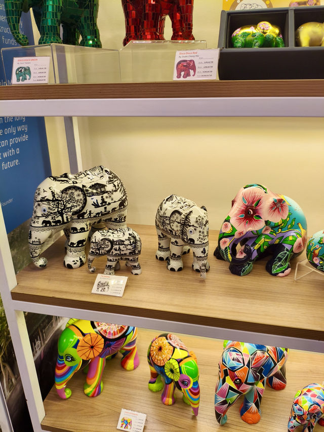 曼谷|在曼谷看到彩色繽紛的Elephant Parade