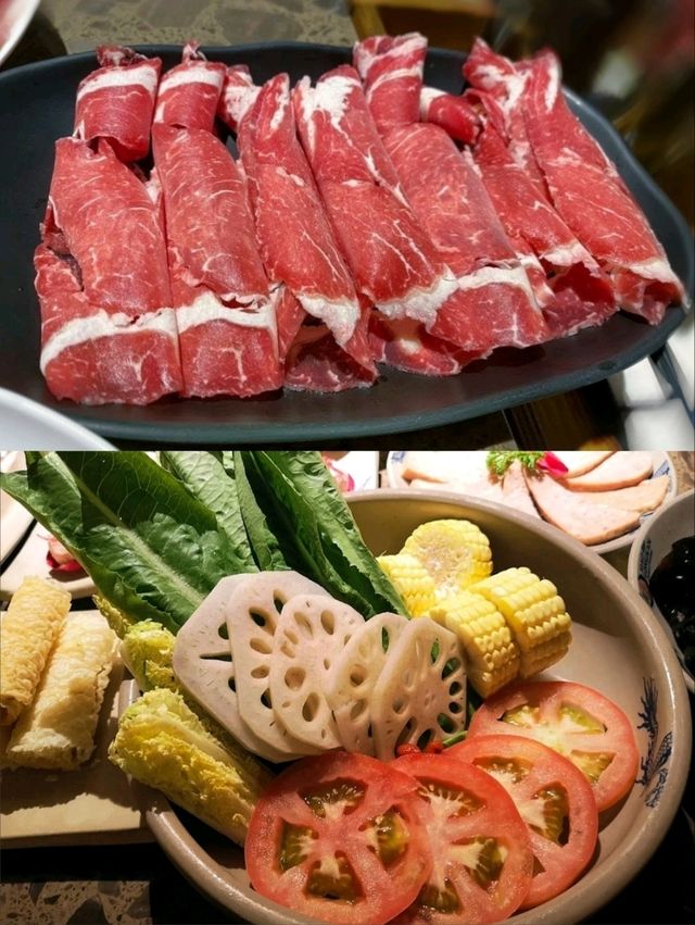 Mouth-Numbing Magic: The True Taste of Chengdu’s Mala Hot Pot. 🌶️ 🍲🔥