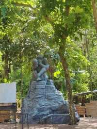 วัดปัญญานันทาราม ปริศนาธรรมนำเสนอเป็นรูปธรรม