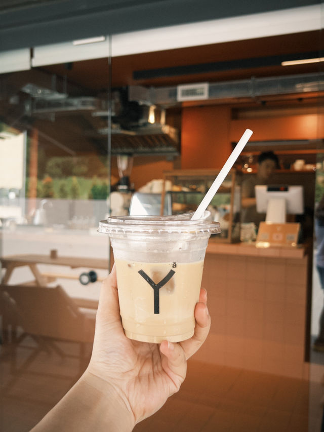 元朗新單橦村屋咖啡店|超大戶外空間寵物友善