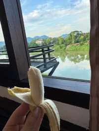 【ラオス】メコン川を見ながら朝食が食べられるホテル🥯🩵
