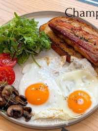 Pref Cafe & Bar