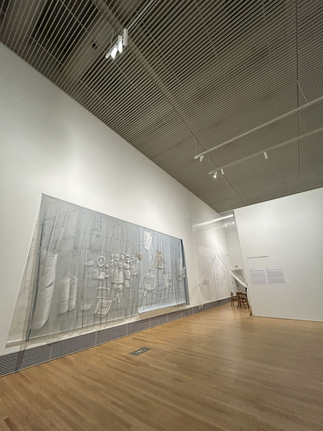 【香川】香川出身のアーティスト作品が並ぶ「丸亀市猪熊弦一郎現代美術館（MIMOCA）」