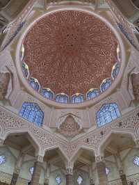 Masjid Putra: the serenity in rose