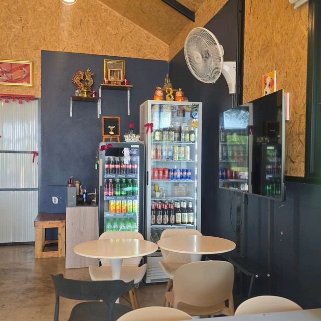 Shin Coffee Cafe &Bistro