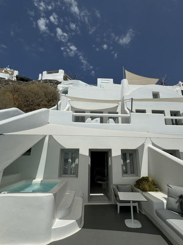 【ギリシャ🇬🇷】サントリーニ島の天国のようなホテル🏝️