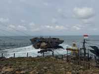 Timang Thrills: Rope, Waves & Brave Hearts