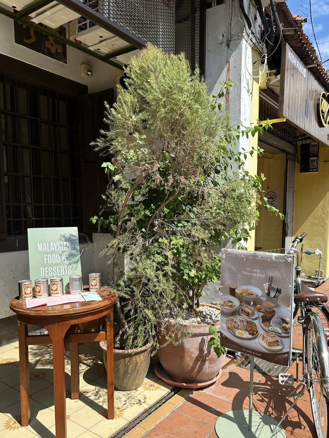 Kopi Harian: Where Mornings Begin on Jonker Street