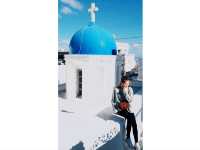 Honeymoon in Blue & White: Santorini Dreams