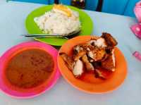 A Must-Try in Muar: Restoran Baba's Fried Chicken, Curry & Sambal Sensation!