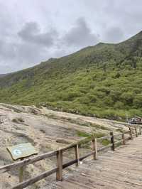 Huanglong National Scenic Reserve: A Surreal Alpine Wonderland of Turquoise Pools