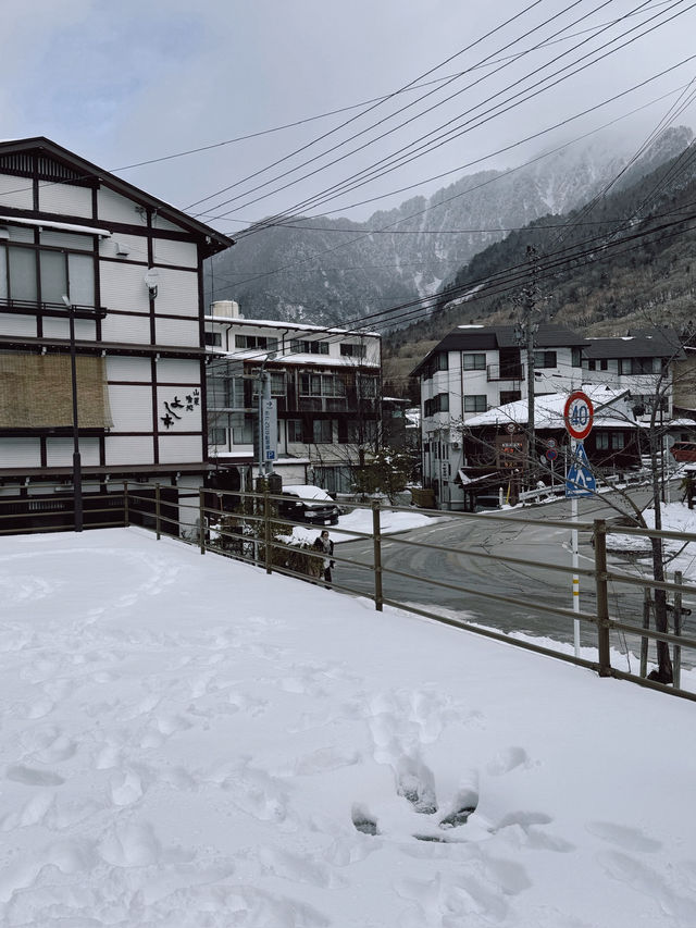 Hirayu Onsen – แวะเปลี่ยนรถ…แต่เหมือนหลุดมาอีกโลก 