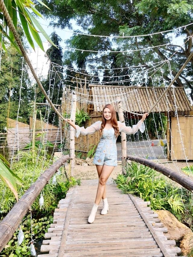 ชิราคาวาโกะ คาเฟ่ สวนผึ้ง