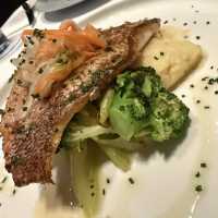 中環大館：巴黎小館的休閒儀式感