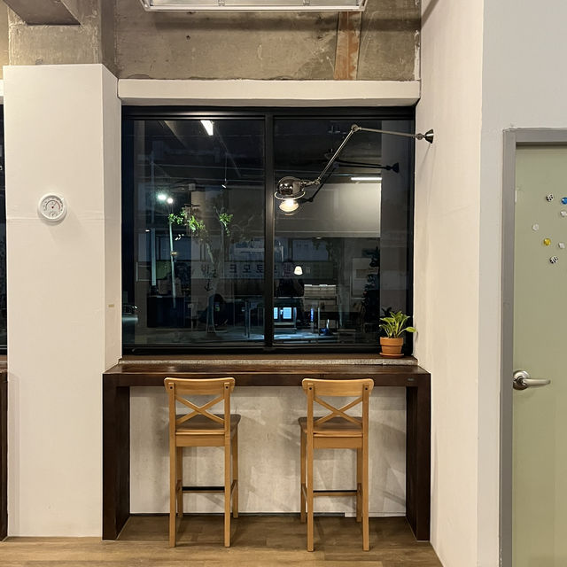 청주 독립서점 북카페 해호미 저녁에도 좋아😆