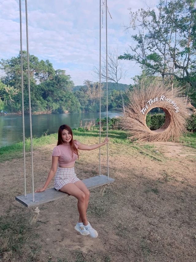 The Tree Riverside Kaeng Krachan