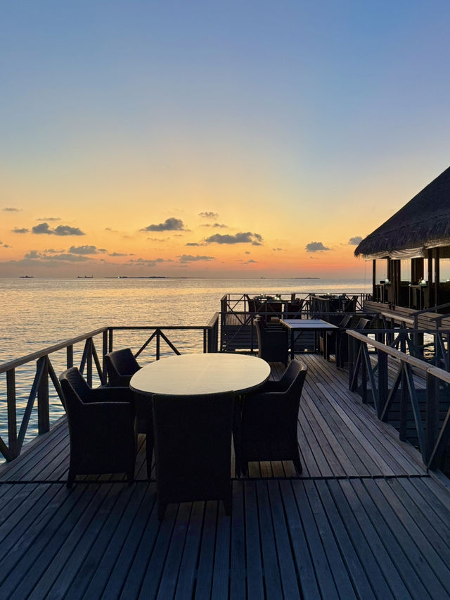 Tropical Mocktails at RAW Bar – Huvafen Fushi, Maldives 🌴🌅