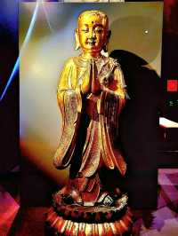 Enlightened : The Kwan Im Thong Hood Cho Temple Gallery