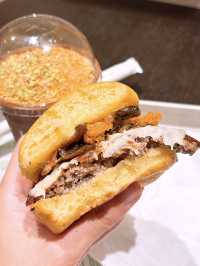 Shake Shack 杜拜朱古力開心果奶昔‼️超好飲🔥