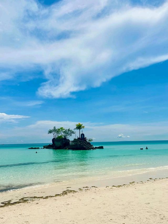 Discovering Crystal Cove in Boracay