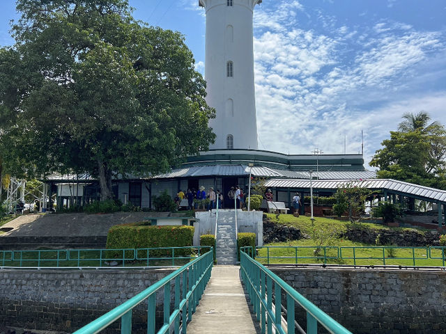 Why is Singapore's "Restricted" Island So Popular? 🏝️🔒
