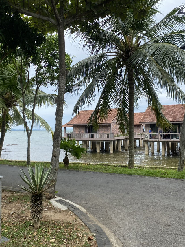 Vedana Lagoon Stands Out — Natural Beauty & Design
