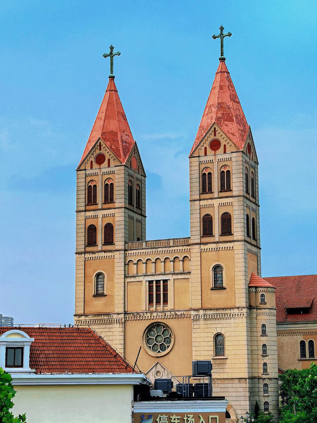 Qingdao: Beer, Beaches, and Bavarian Charm Qingdao: Beer, Beaches, and Bavarian Charm
