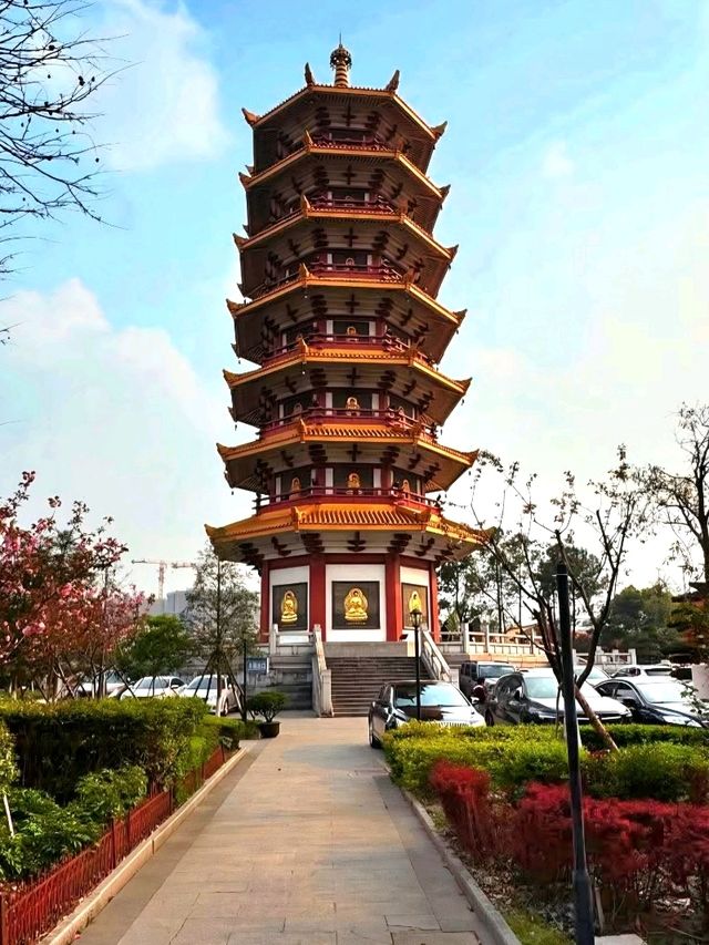 Tranquility at Qibao Temple