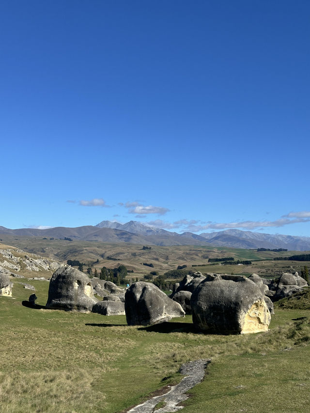 🇳🇿Elephant Rocks: Stepping Into Narnia’s Real-Life Wonderland