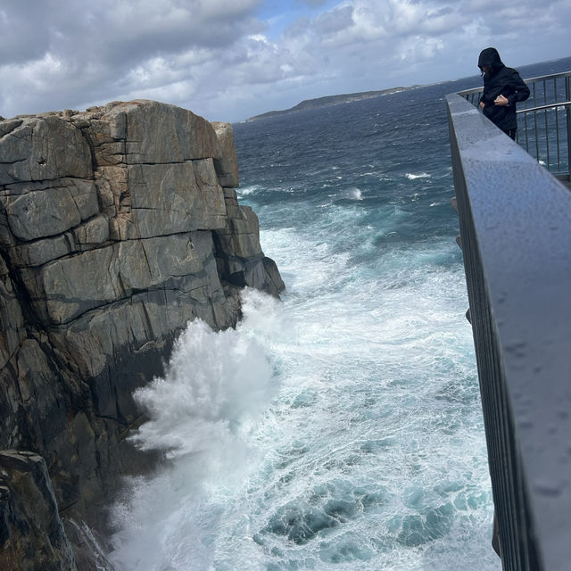 Western Australia-The Gap and Natural Bridge 