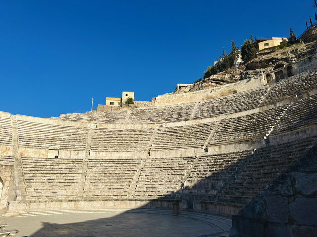 Review – Odeon Theater, Jerash, Jordan ✨