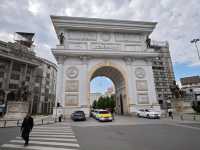 一座城市的榮耀與爭議，「史高比耶2014計畫」的產物#北馬其頓凱旋門（Porta Macedonia）-Skopje North Macedonia