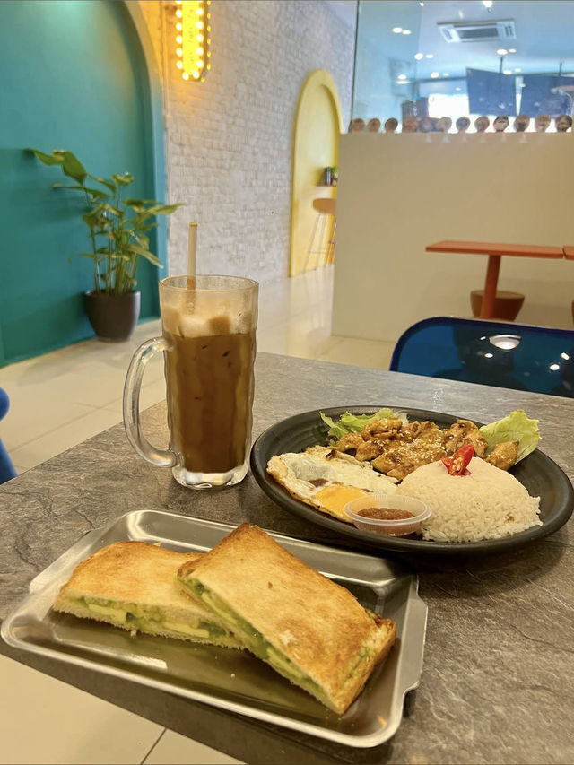 Cap Coffee Penang, Specialty Brews in a Stylish Corner
