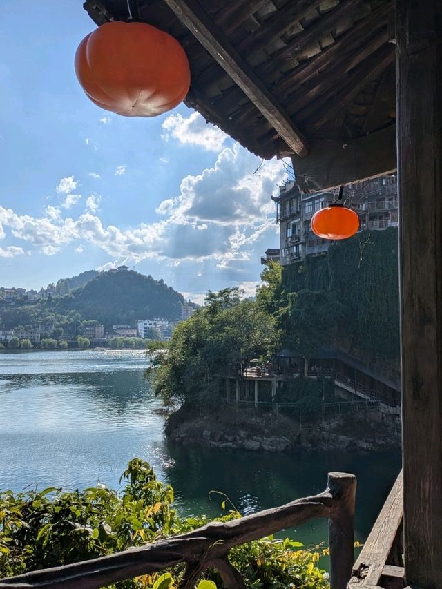 Furong Ancient City: Neon Nights & Ancient Vibes Daytrip from Zhangjiajie