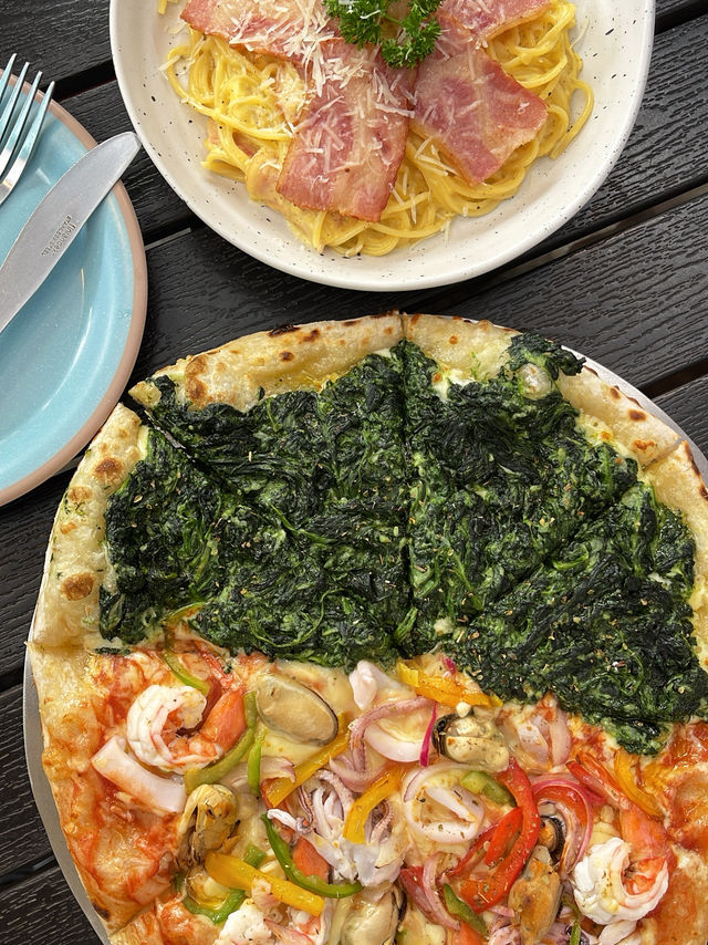 Pizza House พิชซ่าเตาฟืนสุโขทัย