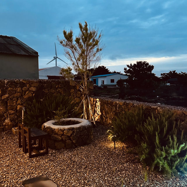 Self-Catering Convenience with Scenic Views