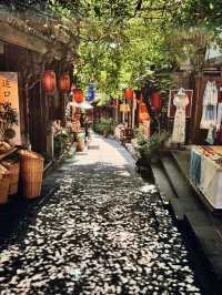 都江堰一日遊攻略：離堆公園、古城漫步與鏡面書閣